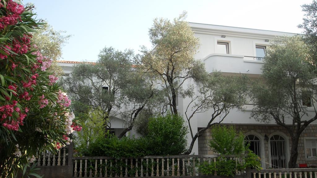 Apartments Marovic Луштица Экстерьер фото