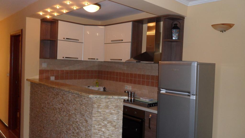 Apartments Marovic Луштица Экстерьер фото
